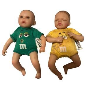 Pre-Owned M&M 6" Baby Dolls Green/Yellow 2008 Plastic Arms and Legs